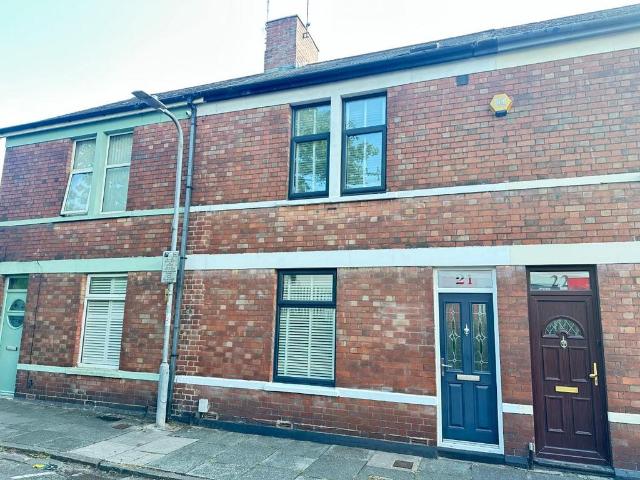 House for sale in Penarth Marina, Penarth