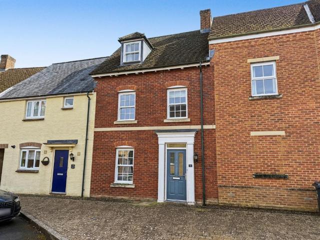 House for sale in East Wichel, Rodbourne