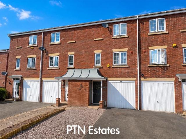 House for sale in Brierley Hill, West Midlands