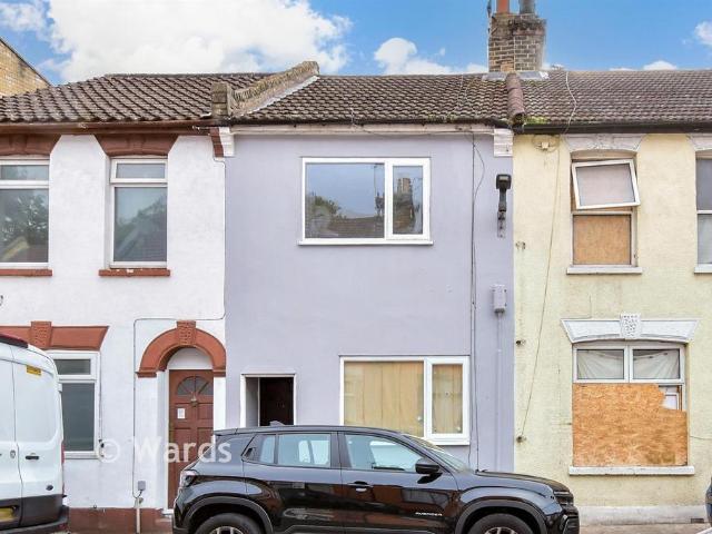 House for sale in Luton, Chatham