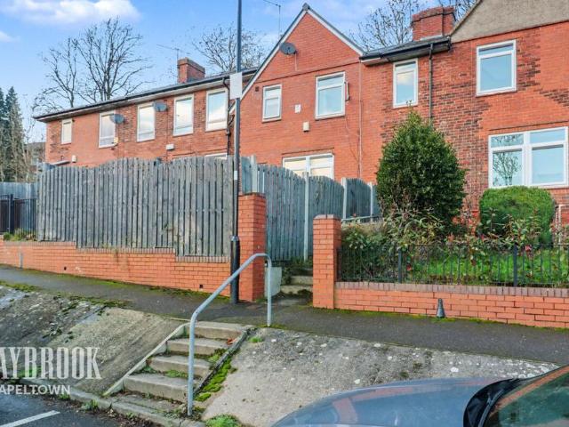 House for sale in Sheffield Lane Top, Firth Park