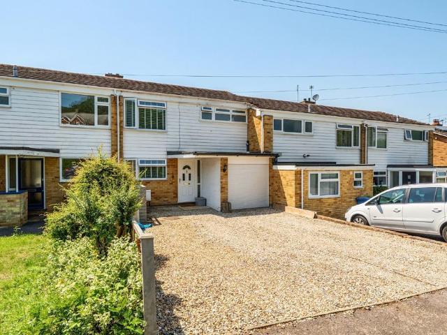 House for sale in Oad Street, Kent