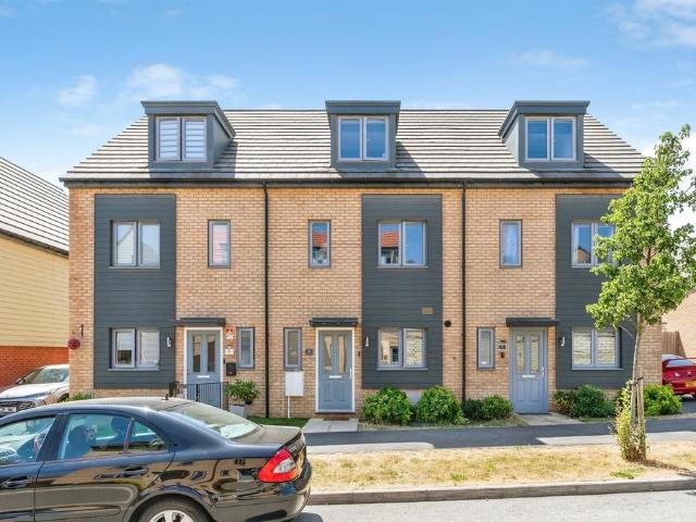House for sale in Redhill Grange, Wellingborough