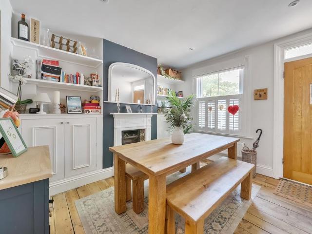 House for sale in Clewer Village, Windsor