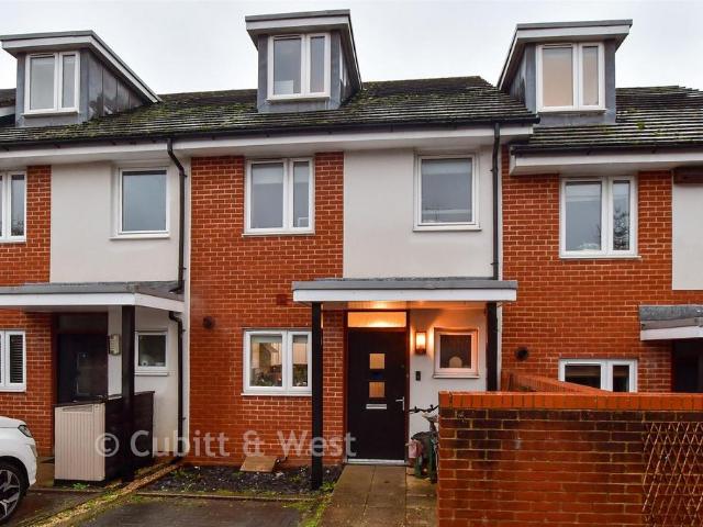 House for sale in Walstead, Perryfields