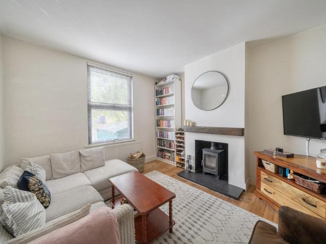 House for sale in Colney Hatch, Greater London