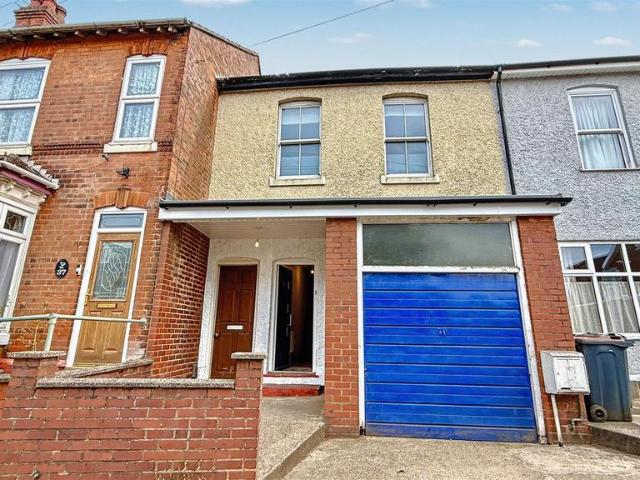 House for sale in Stirchley, West Midlands