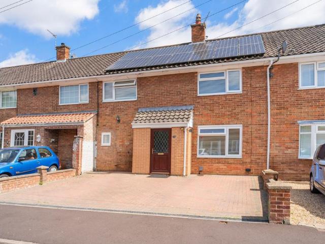 House for sale in Heartsease, East Bank