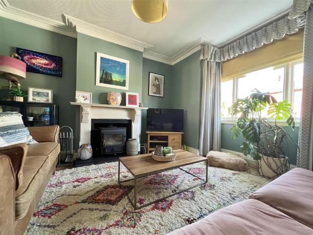 House for sale in Bromsgrove, Worcestershire
