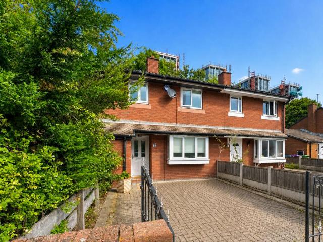 House for sale in Calderstones