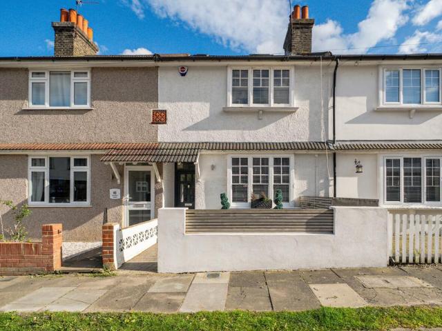 House for sale in Chislehurst, Greater London