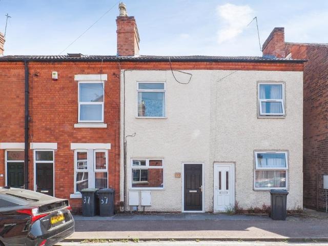 House for sale in Attenborough, East Midlands