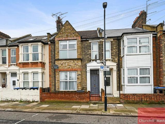House for sale in Harlesden, Greater London
