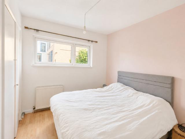 House for sale in Colindale, Greater London