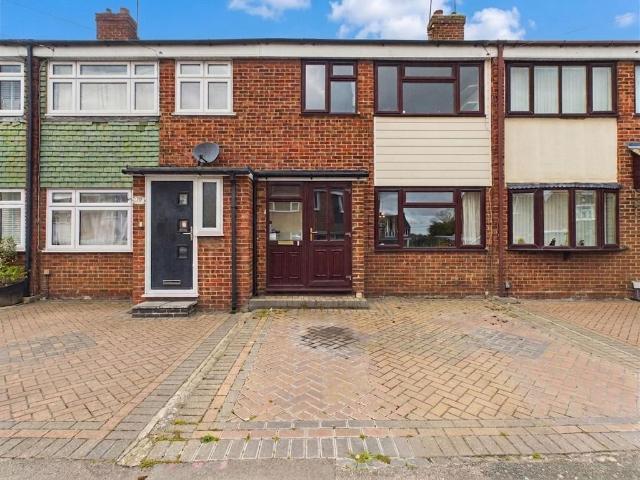 House for sale in Stanford-le-hope, Essex