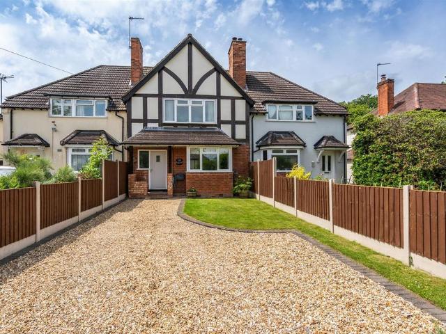 House for sale in Aspley Heath, Alderminster