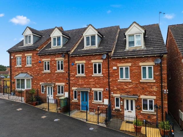 House for sale in Brackenfield, East Midlands