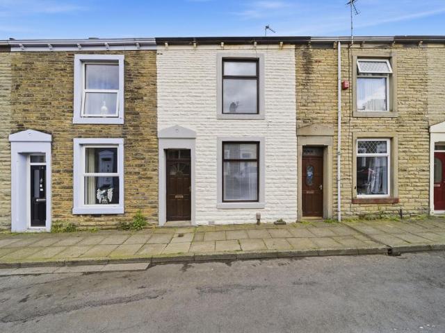 House for sale in Oakenshaw, Backburn
