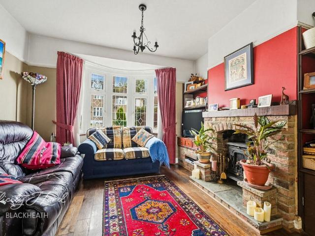 House for sale in Shooters Hill, Greater London