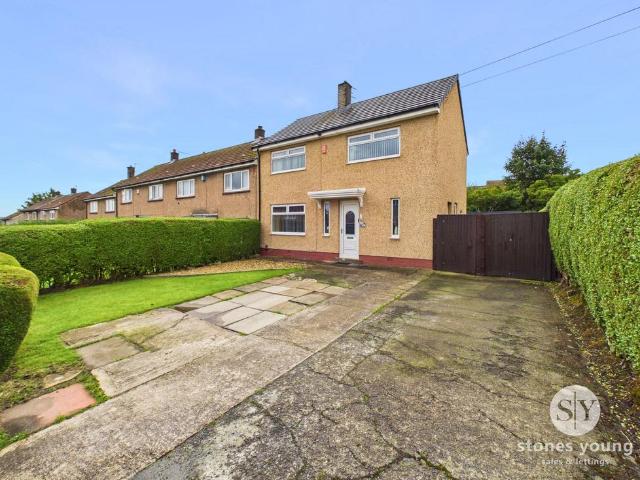 House for sale in Queen's Park, Guide