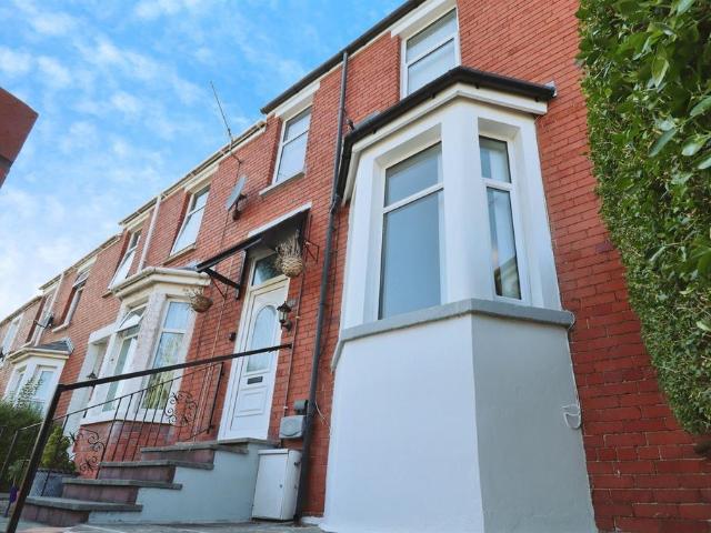 House for sale in Cwm Talwg, Barry