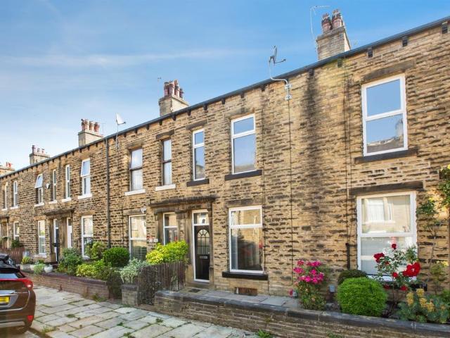 House for sale in Salterhebble, West Yorkshire