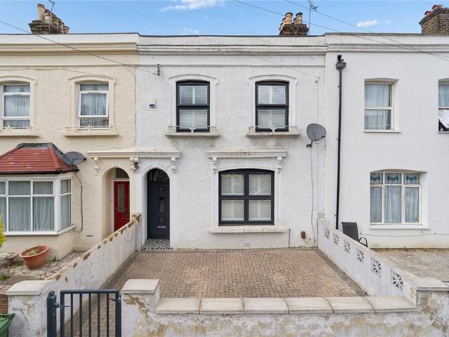 House for sale in Forest Gate, Greater London