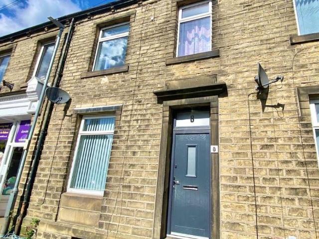 House for sale in Golcar, West Yorkshire