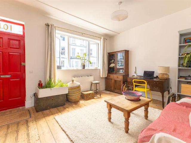 House for sale in West Hill, Guestling Green