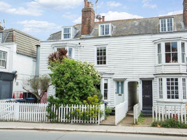 House for sale in Seasalter, Canterbury