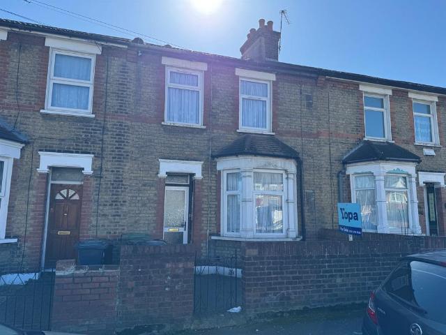 House for sale in Thames View, Greater London