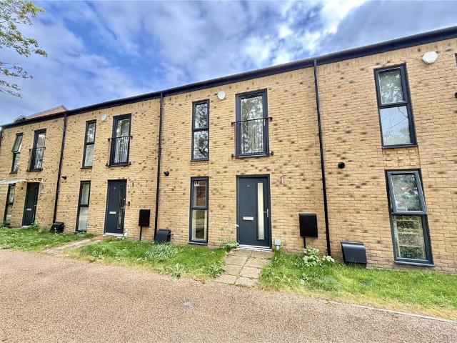 House for sale in Castle Irwell, Salford