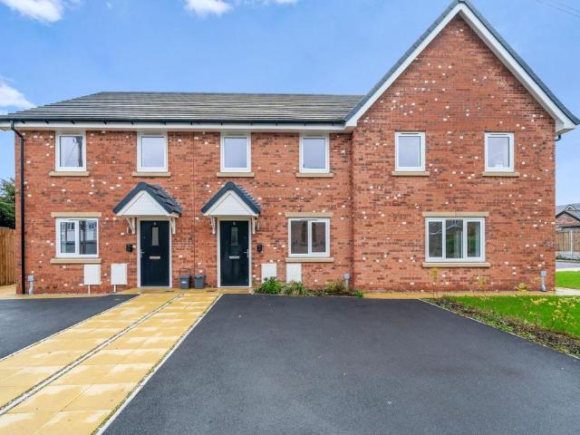 House for sale in Hale