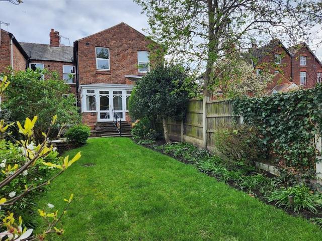 House for sale in Stockton Heath, Warrington