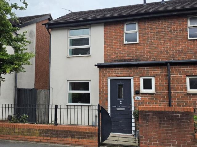 House for sale in Newton Heath, Manchester