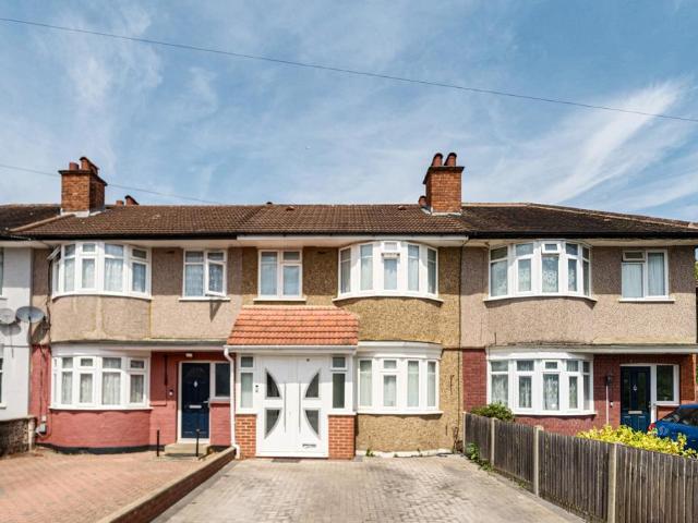 House for sale in Lane, Greater London