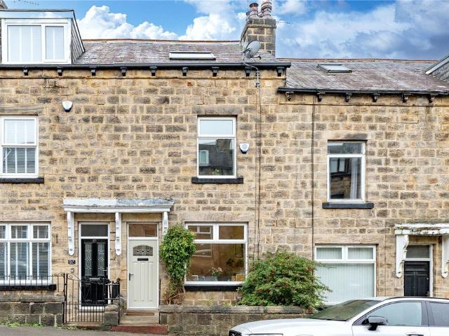 House for sale in Farsley, Leeds