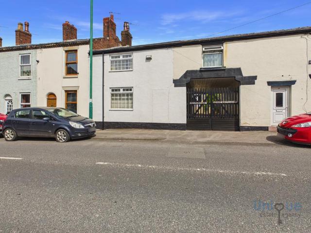 House for sale in Wesham, Lancashire