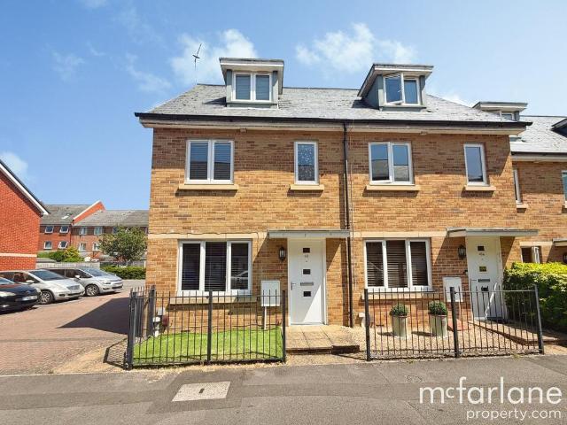 House for sale in Rodbourne, Swindon