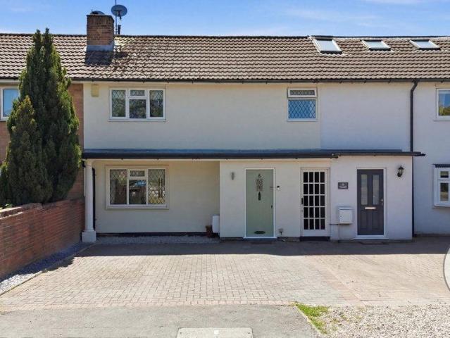 House for sale in Chigwell, Epping