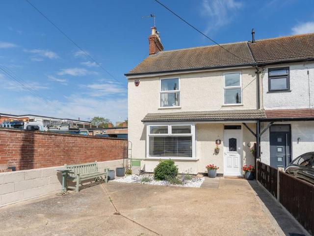 House for sale in Caister-on-Sea, Great Yarmouth