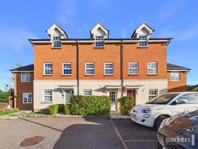 House for sale in Sindlesham, Winnersh