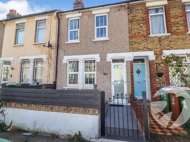House for sale in London Borough of Bexley, Greater London