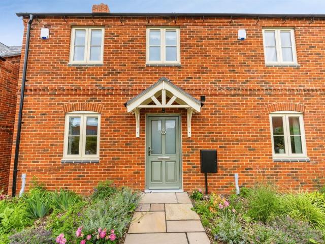 House for sale in Burcott, Stewkley