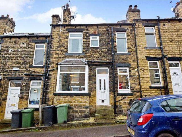 House for sale in Farsley, West Yorkshire