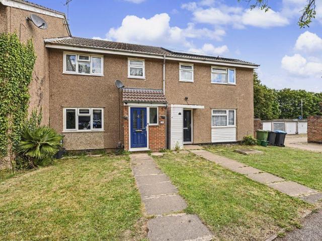 House for sale in Highfield, Pouchen End
