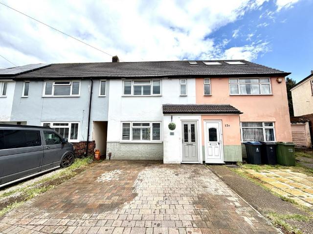 House for sale in Hook, Greater London