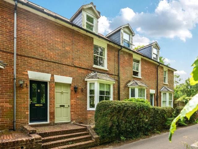 House for sale in Woods Green, Cross In Hand