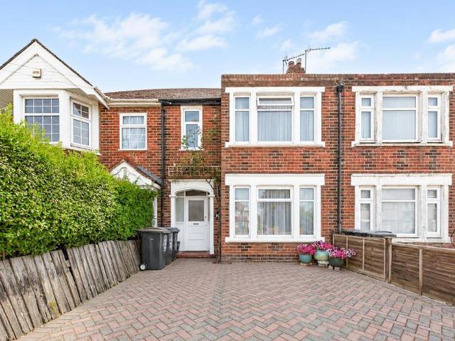 House for sale in Cheylesmore, West Midlands