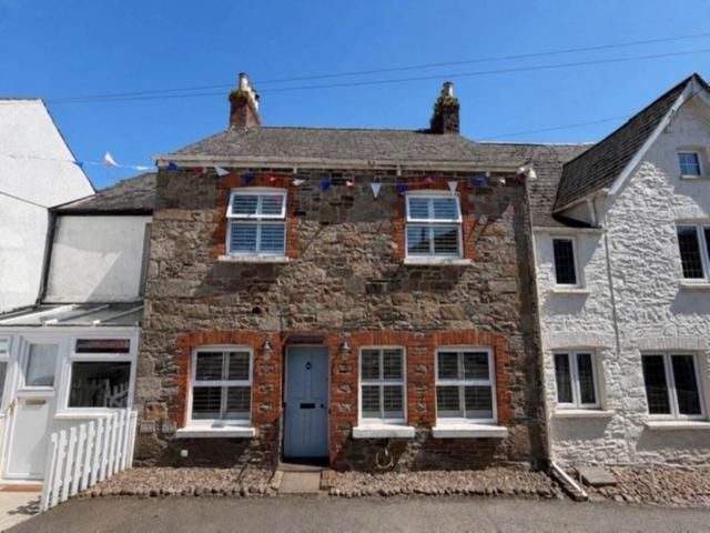 House for sale in Strode, Devon